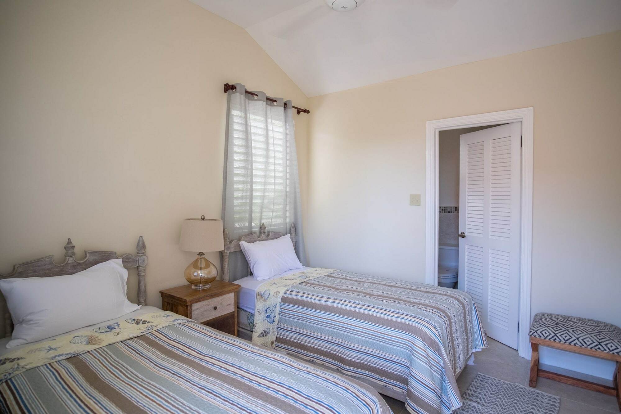 Sunspot Villa Runaway Bay Dış mekan fotoğraf